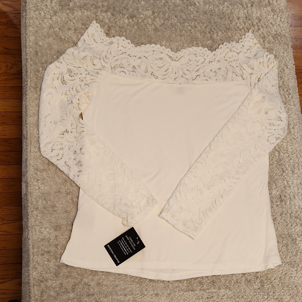 Boston Proper Chic Lace Long Sleeve Top
